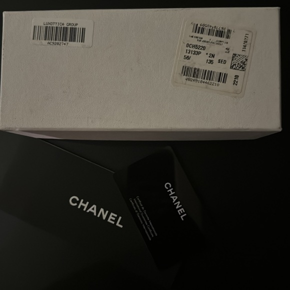 Chanel 5207 Black Studded Cateye Sunglasses - Picture 14 of 14